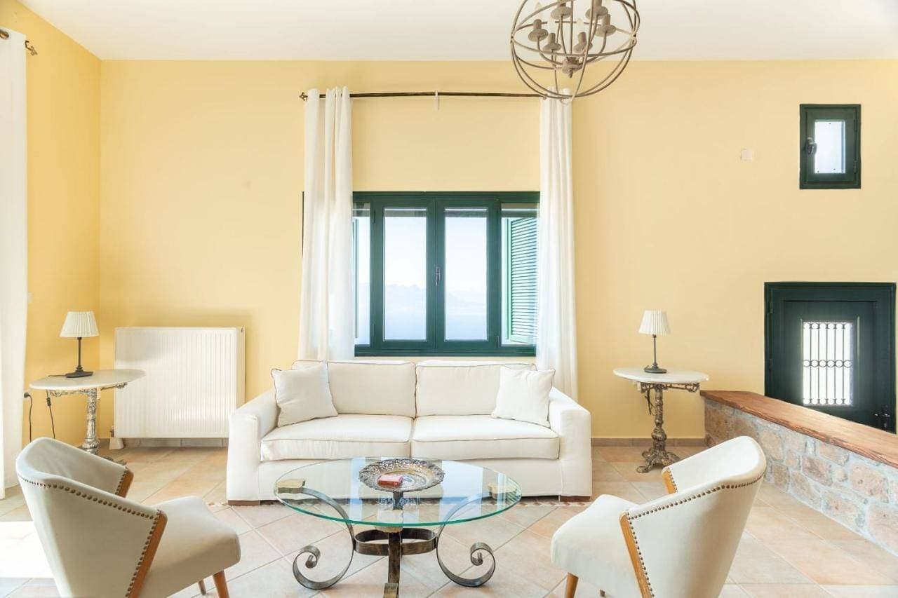 Foto 9 von 51: Villa Archangelos Aegina