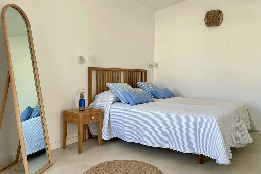 Foto 3 von 21: Relaxing Ocean Views, Closed to the Beach