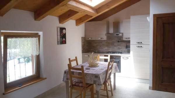 Foto 3 von 13: Apartment with Mountain View