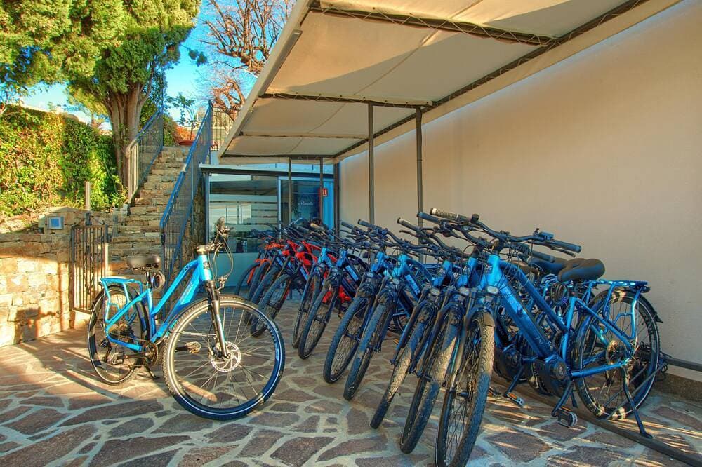 Foto 10 von 29: House with private garden, pool, jacuzzi and electric bikes