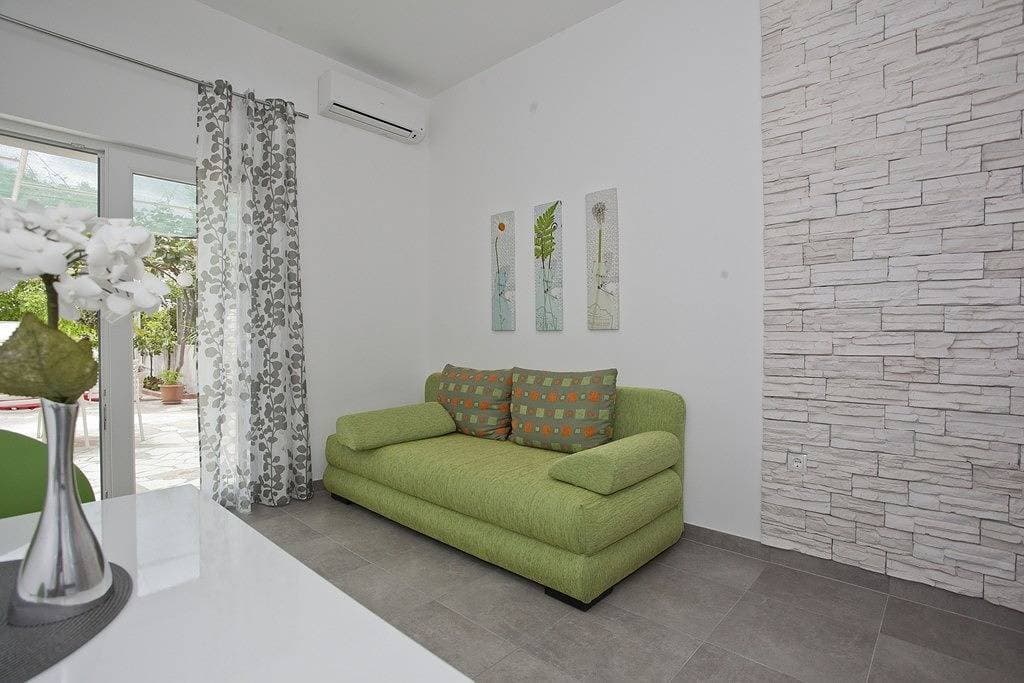 Foto 12 von 36: Ferienwohnung in Duće mit Meerblick, Terrasse, Klimaanlage, W-Lan (850-1)