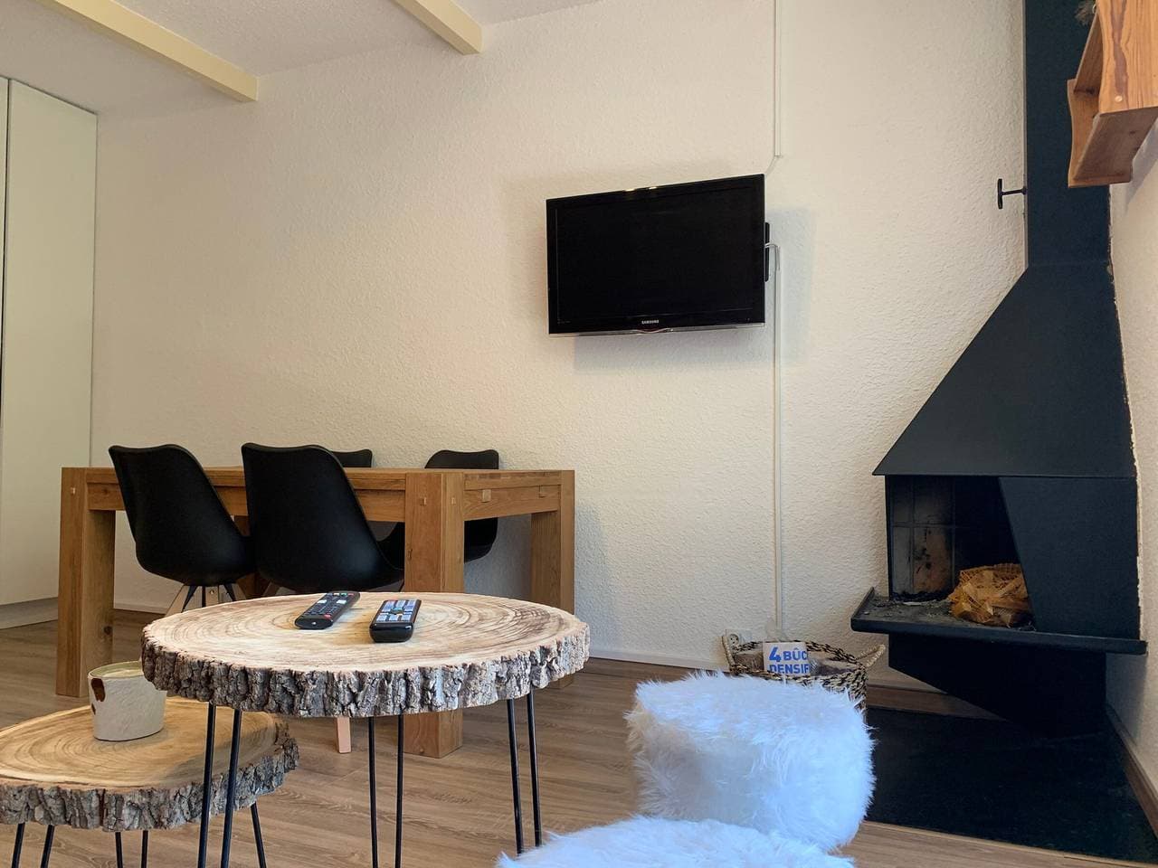 Foto 7 von 13: Charmantes renoviertes Studio mit Balkon und WIFI, nahe den Pisten