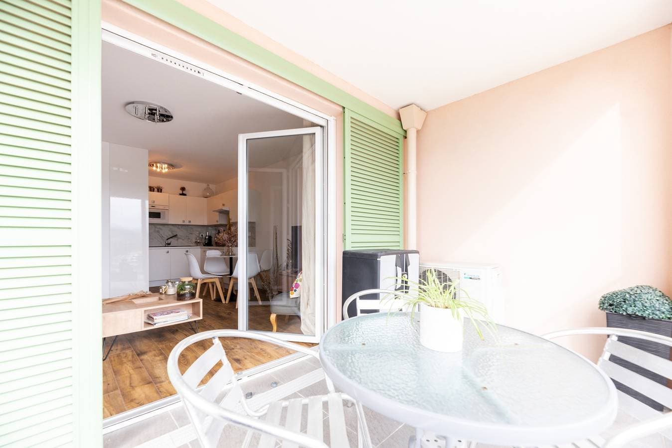 Foto 12 von 12: Ferienwohnung für 4 Personen mit Terrasse