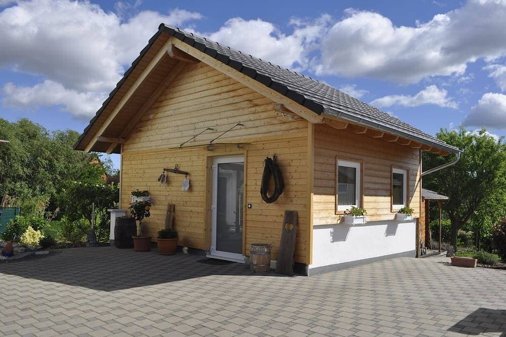Romantisches ruhig gelegenes Chalet mit wunderschönem Garten 1