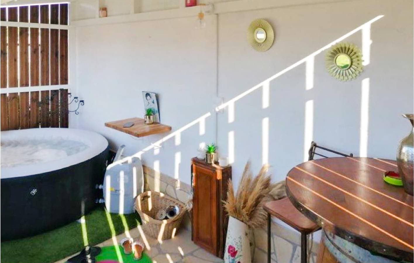 Foto 4 von 16: Gemütliches Mobilheim mit AC, Pool und Garten