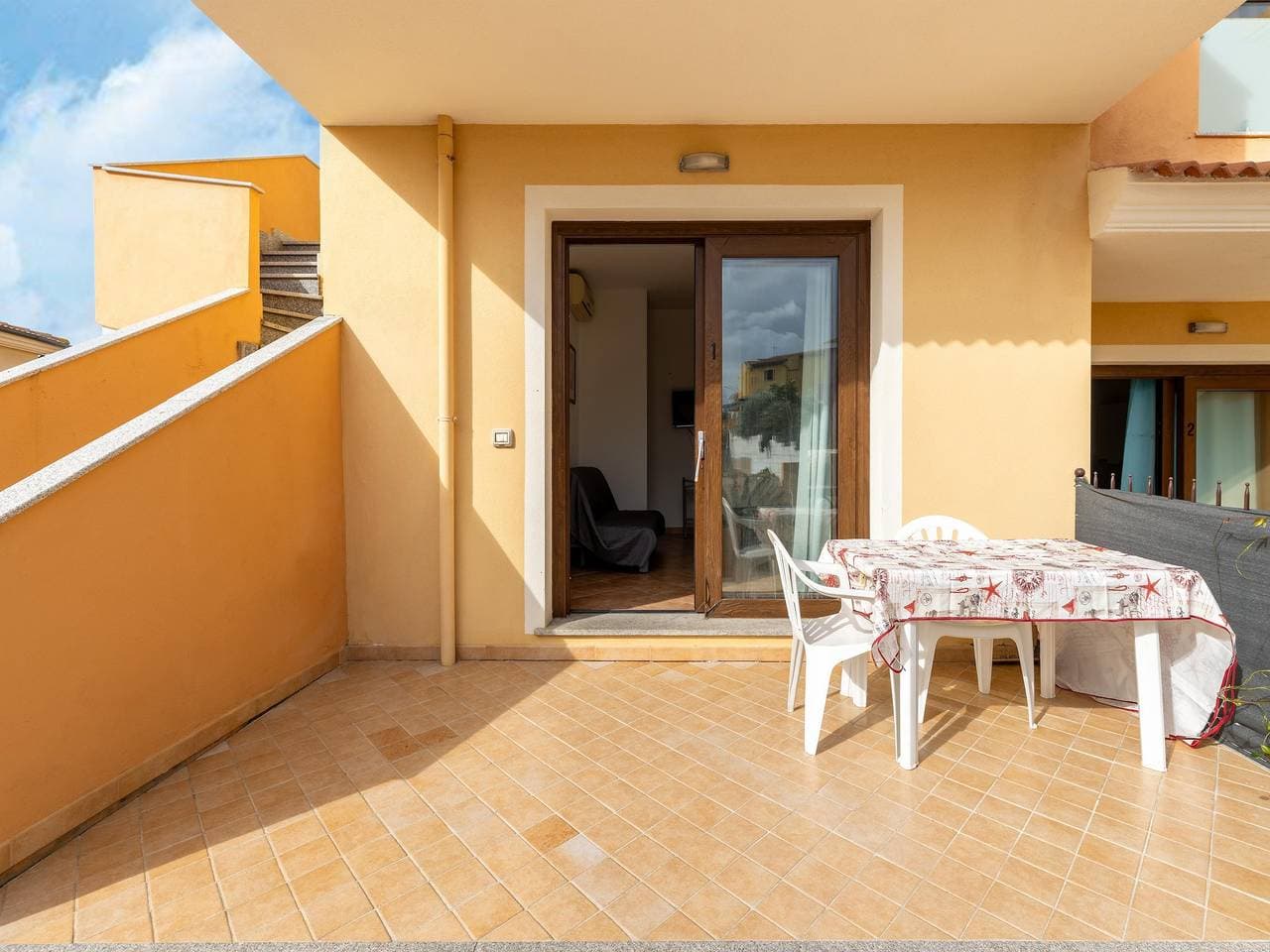 Foto 4 von 30: In einer Wohnung mit privater Terrasse und Klimaanlage