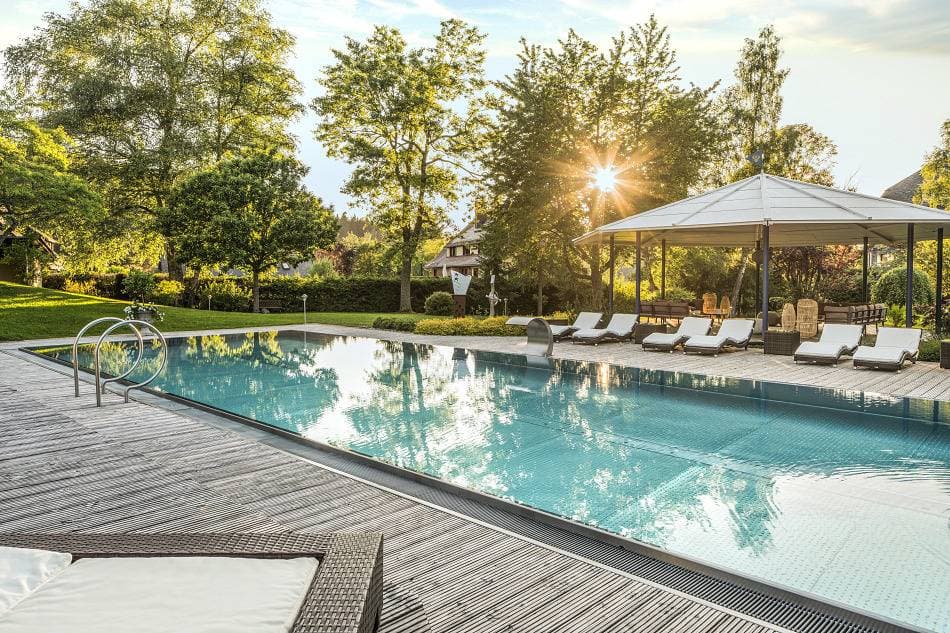 Foto 9 von 13: Parkhotel Adler - Doppelzimmer Classic mit Badewanne und/oder Dusche