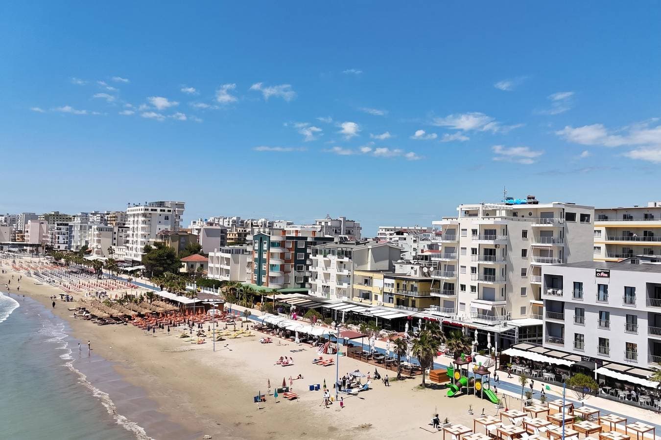 Foto 12 von 29: Sea View Apartment in Durres Beach 100