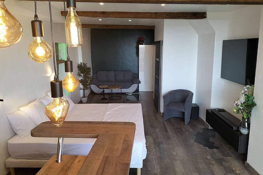 Foto 11 von 17: L'essens Fayence... Suite Avec vue Imprenable