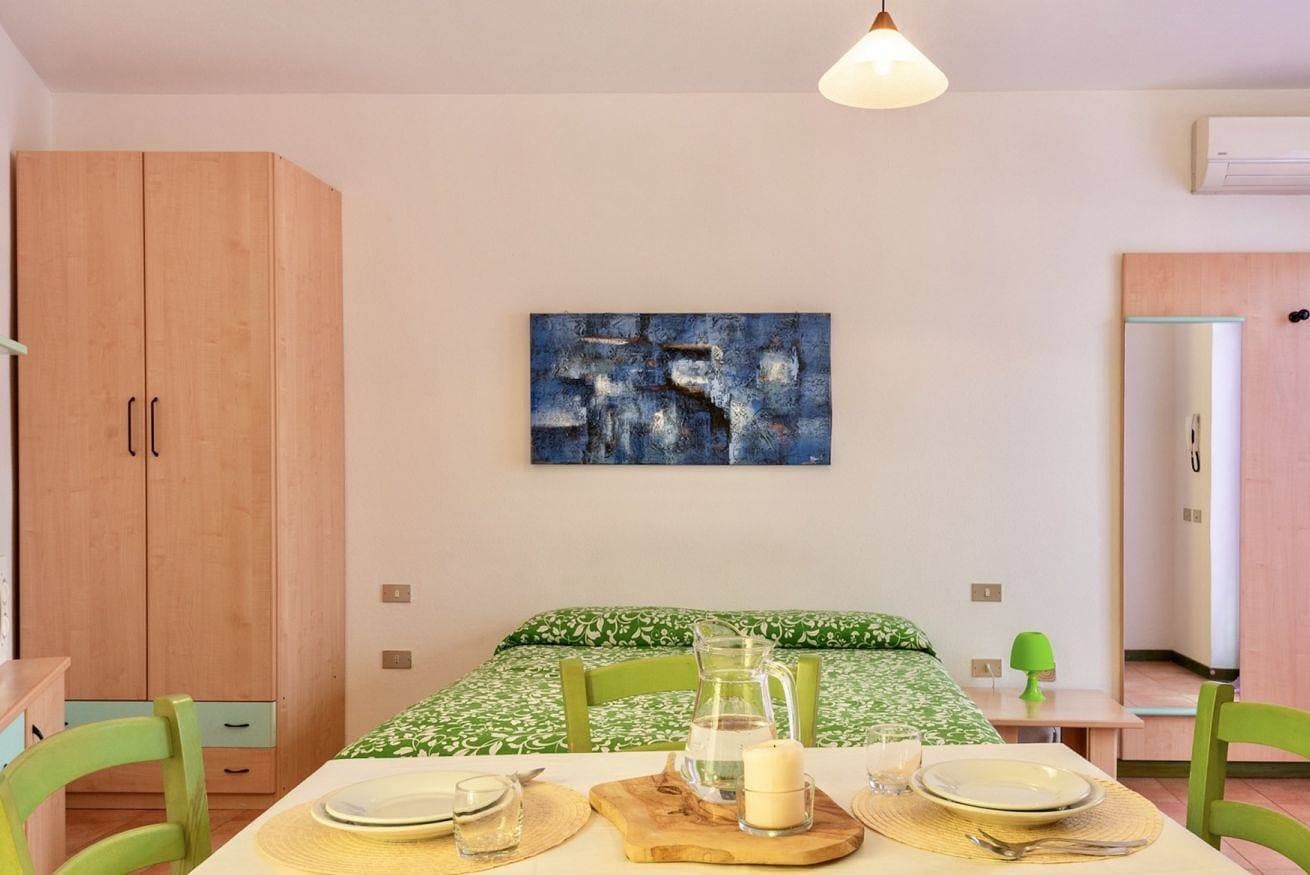 Foto 2 von 9: Le Pavoncelle Studio 2 beds with wi-fi and air conditioning