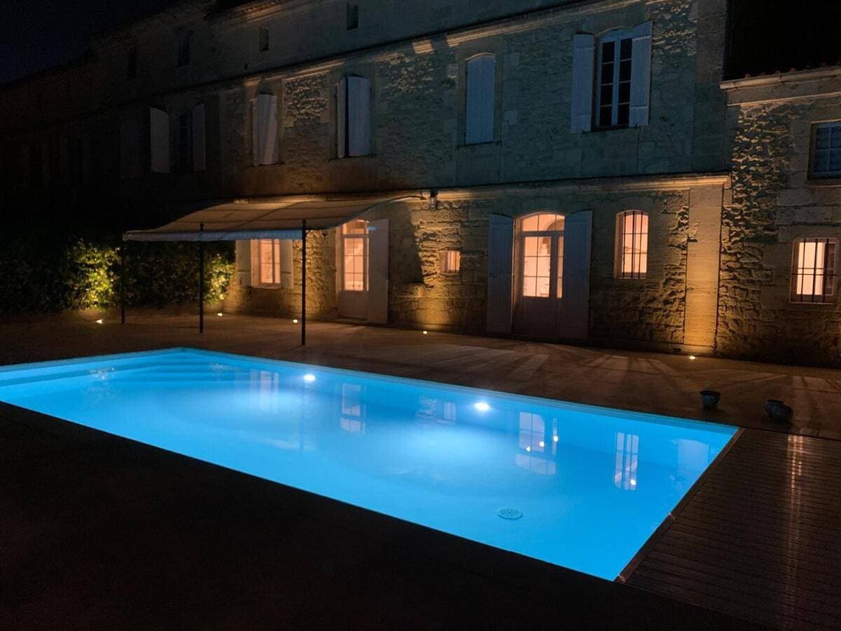 Foto 3 von 53: Villa with Private Pool