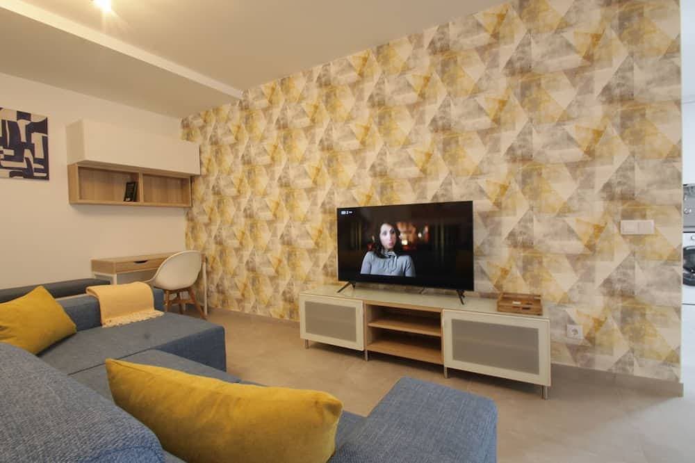 Foto 10 von 22: New Luxury apartment with pool - 5 min walking to the beach