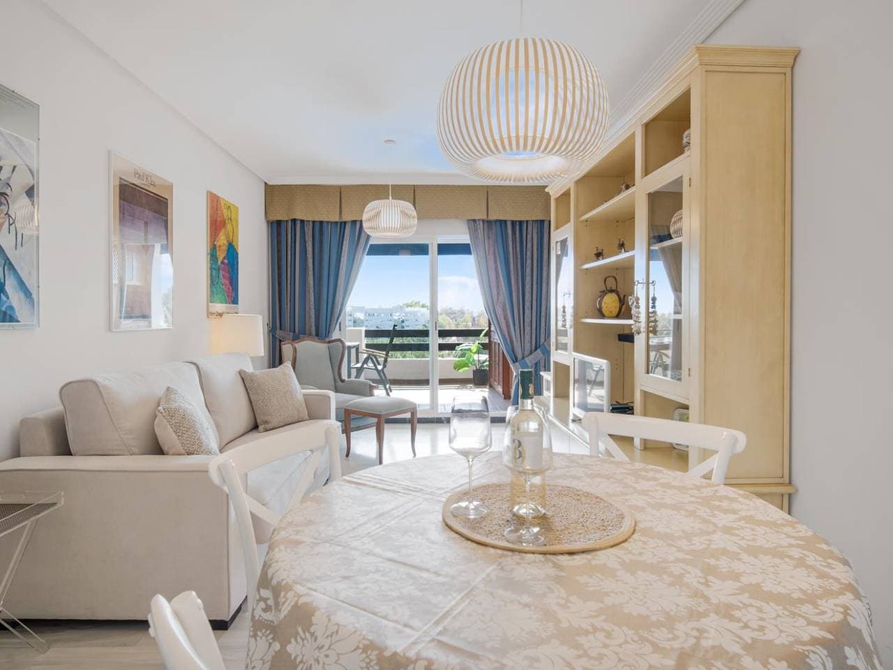 Foto 4 von 24: Ferienwohnung für 4 Personen mit Terrasse