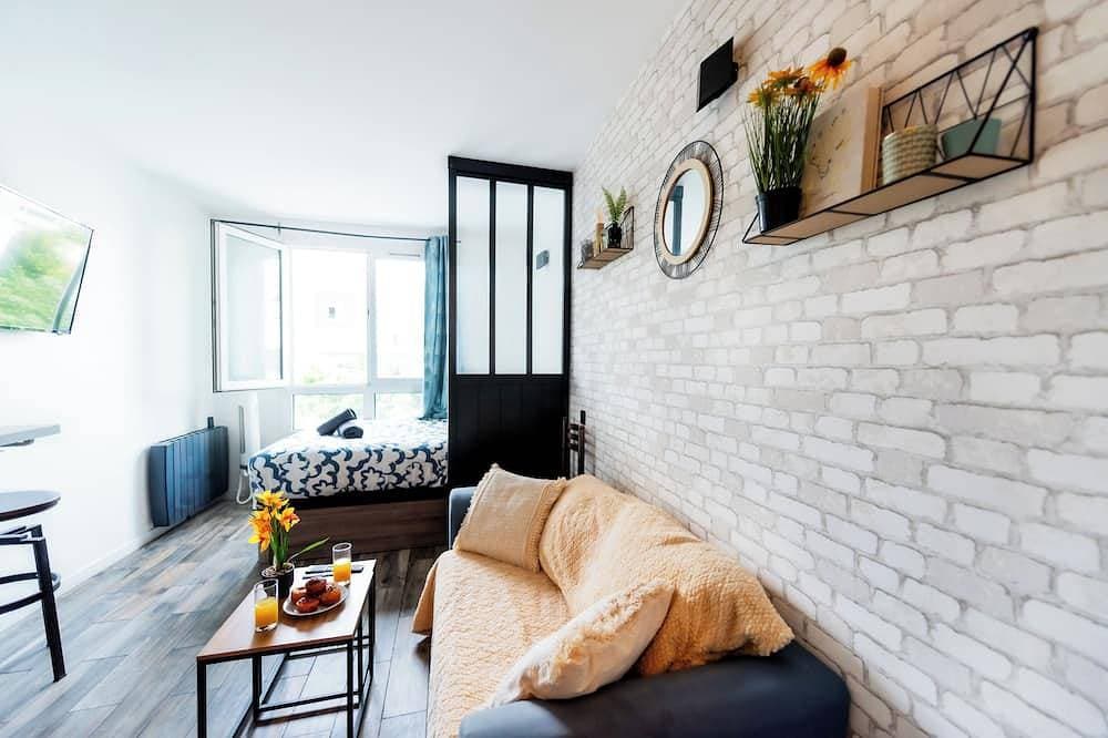 Cosy, pleasant studio just a stone's throw from Paris 1
