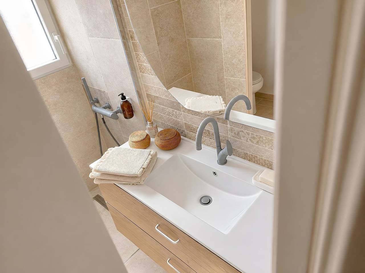 Foto 9 von 19: Studio 'Bulle de Sainte-Baume' mit Bergblick, privater Terrasse und WLAN