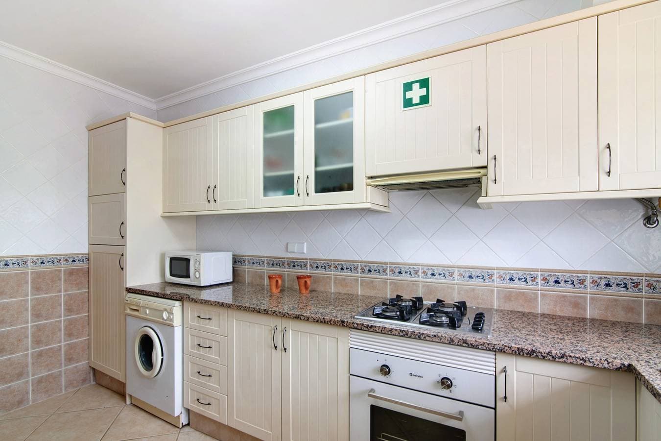 Foto 10 von 26: Ferienhaus 'Moradia Altura' mit privater Terrasse und Balkon