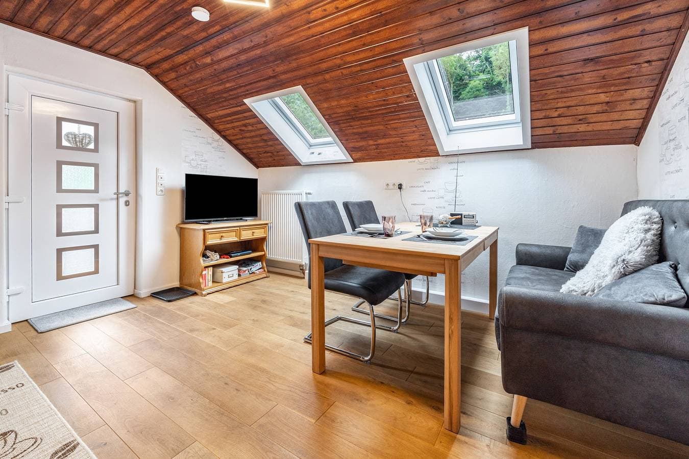 Foto 6 von 23: Ferienwohnung 'Mit Flair' mit Privatterrasse, Balkon und Wi-Fi