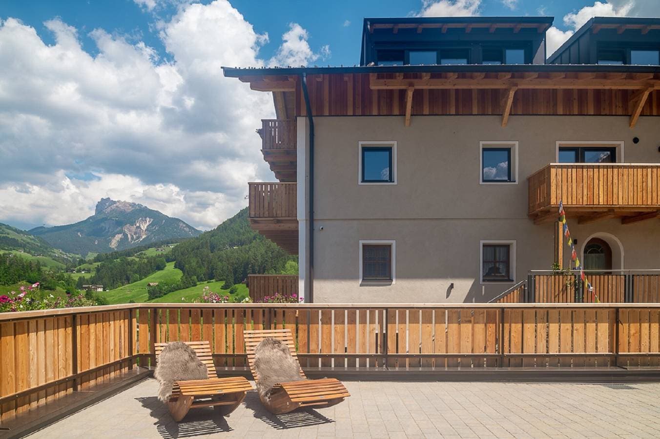 Foto 3 von 25: Ferienwohnung "Planerhof Apartment Edelweiss" mit Bergblick, Gemeinschaftsterrasse und WLAN