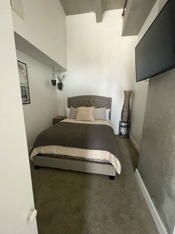 Foto 3 von 24: Modern Industrial loft in Downtown Sacramento