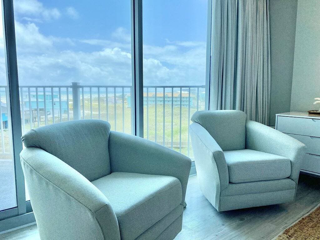 Foto 4 von 13: Sandcastle Condominium Unit 432