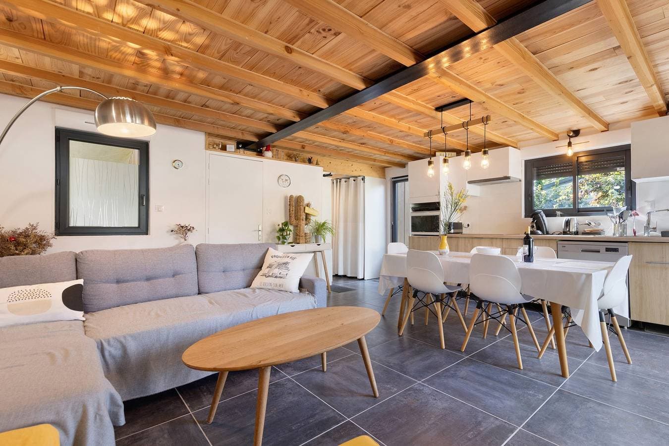 Foto 4 von 29: Chalet „Front de Mer“ mit privater Terrasse, eigenem Garten und WLAN