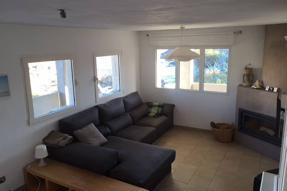 Foto 7 von 22: Apartment an einem der magischsten Buchten in Cadaques. Haustierfreundlich!