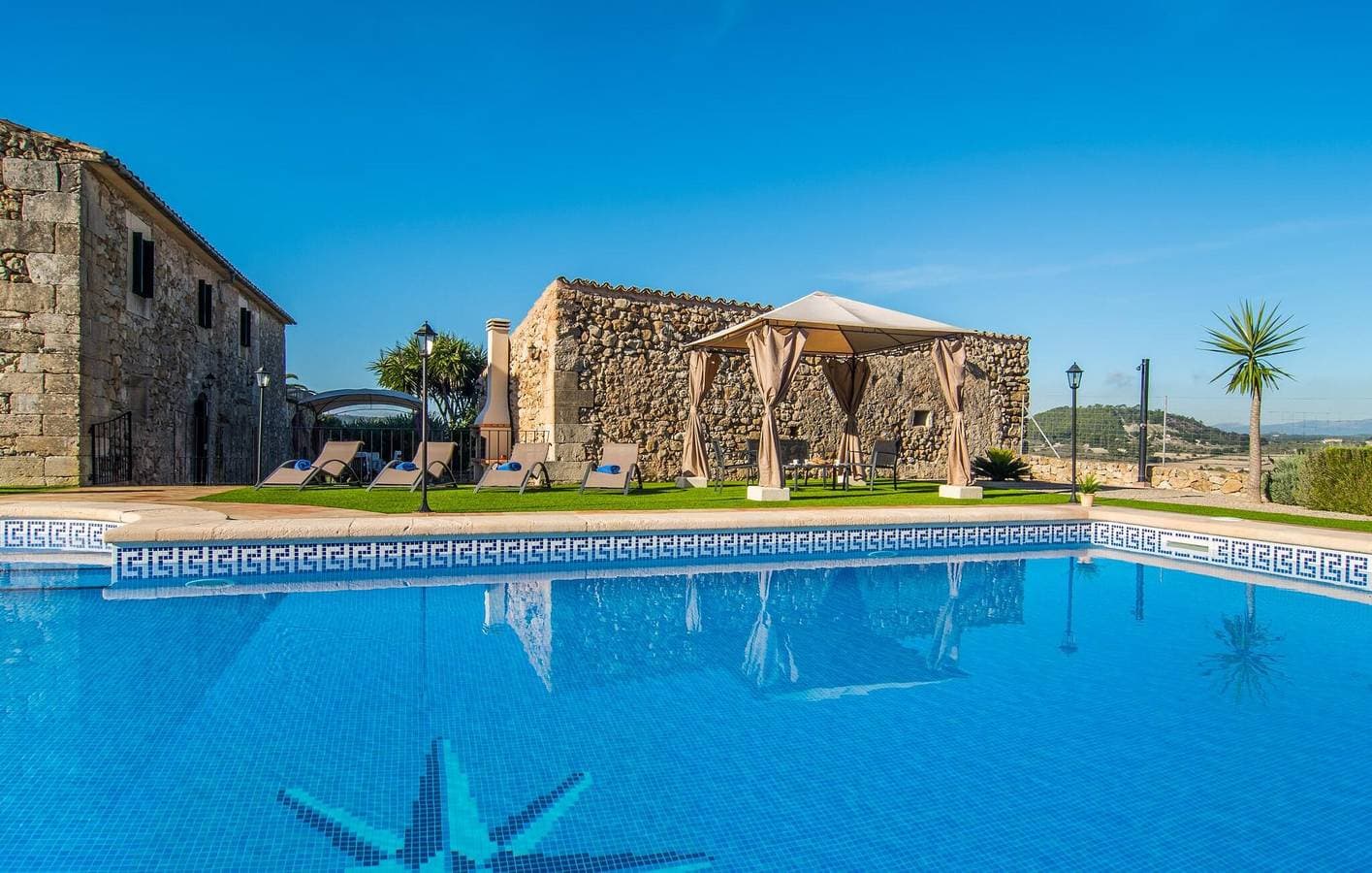 Foto 10 von 46: Sant Joan Wohnung mit Pool & Terrasse