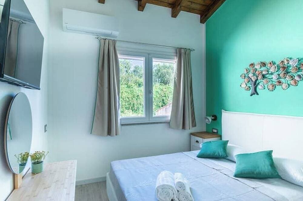 Foto 4 von 10: Bright and comfortable room with private bathroom