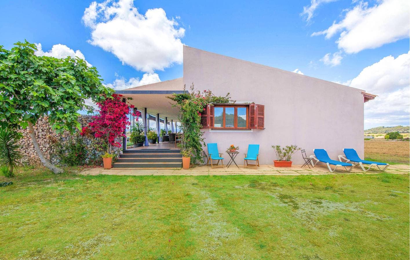 Ruhiger Rückzugsort in Montuïri mit Pool und Terrasse 1