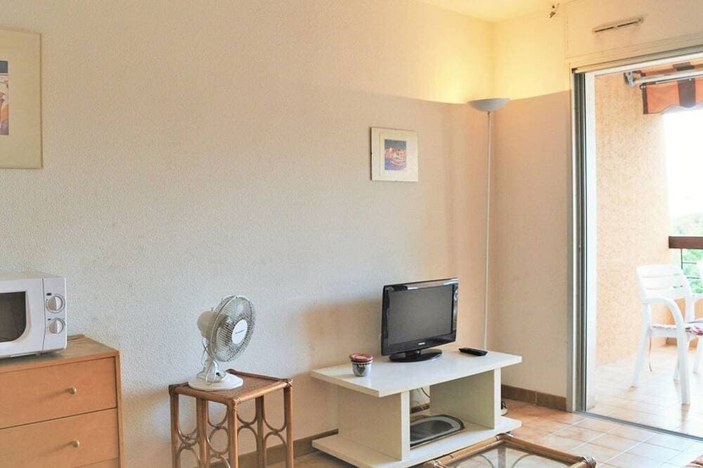 Foto 8 von 17: Studio für 4 Pers, Parkplatz, Haustiere erlaubt, strandnah - Le Lavandou
