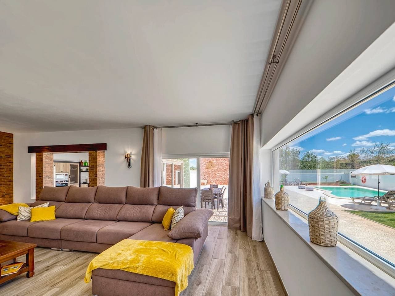 Foto 4 von 36: Luxusvilla mit privatem Pool - 8 Pers.