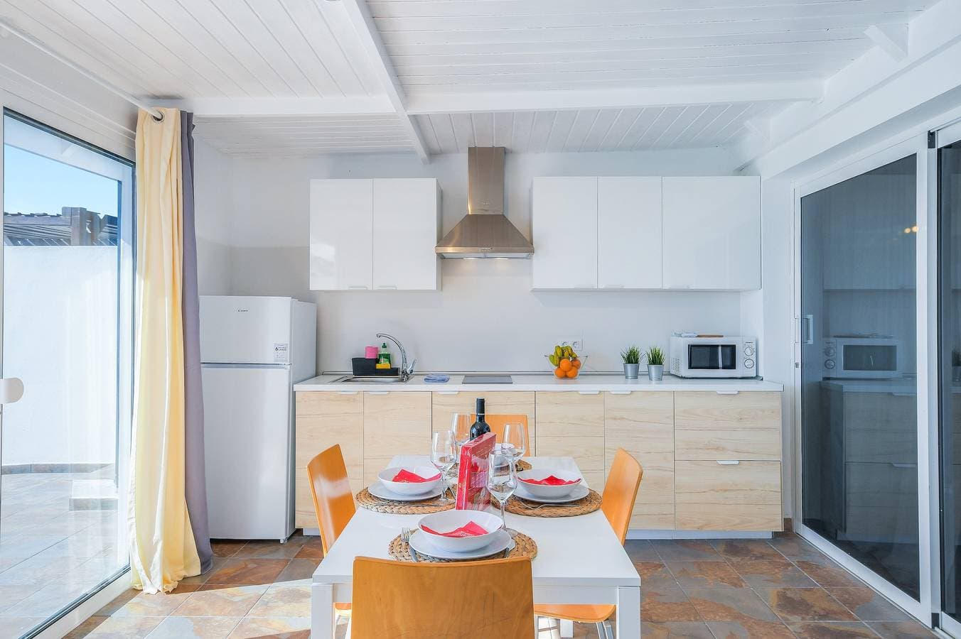Foto 6 von 20: Ferienwohnung „Casa Amanecer 3“ mit Meerblick, Bergblick, Pool und Terrasse