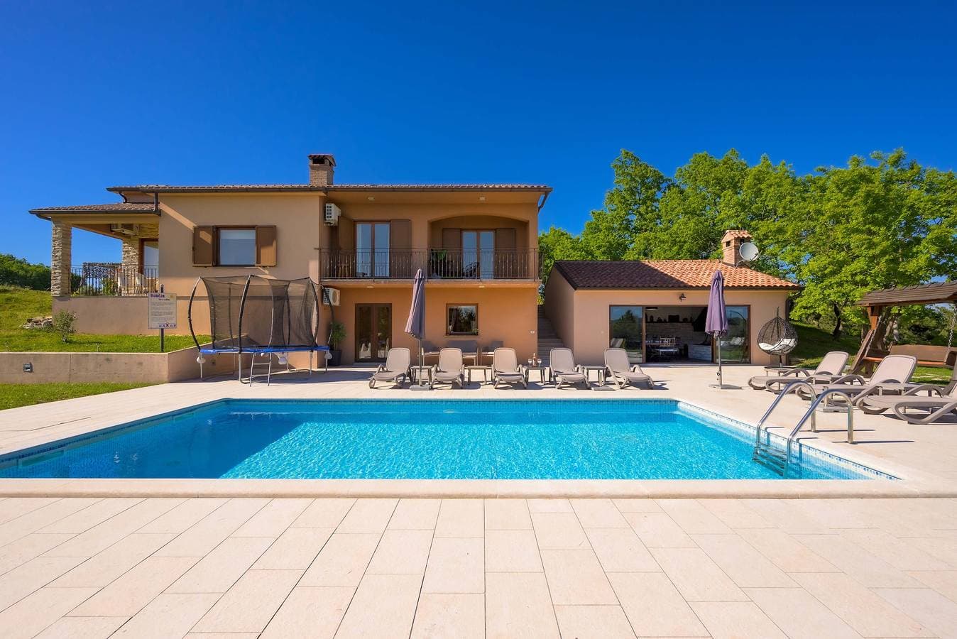 Foto 8 von 51: Villa Mirna