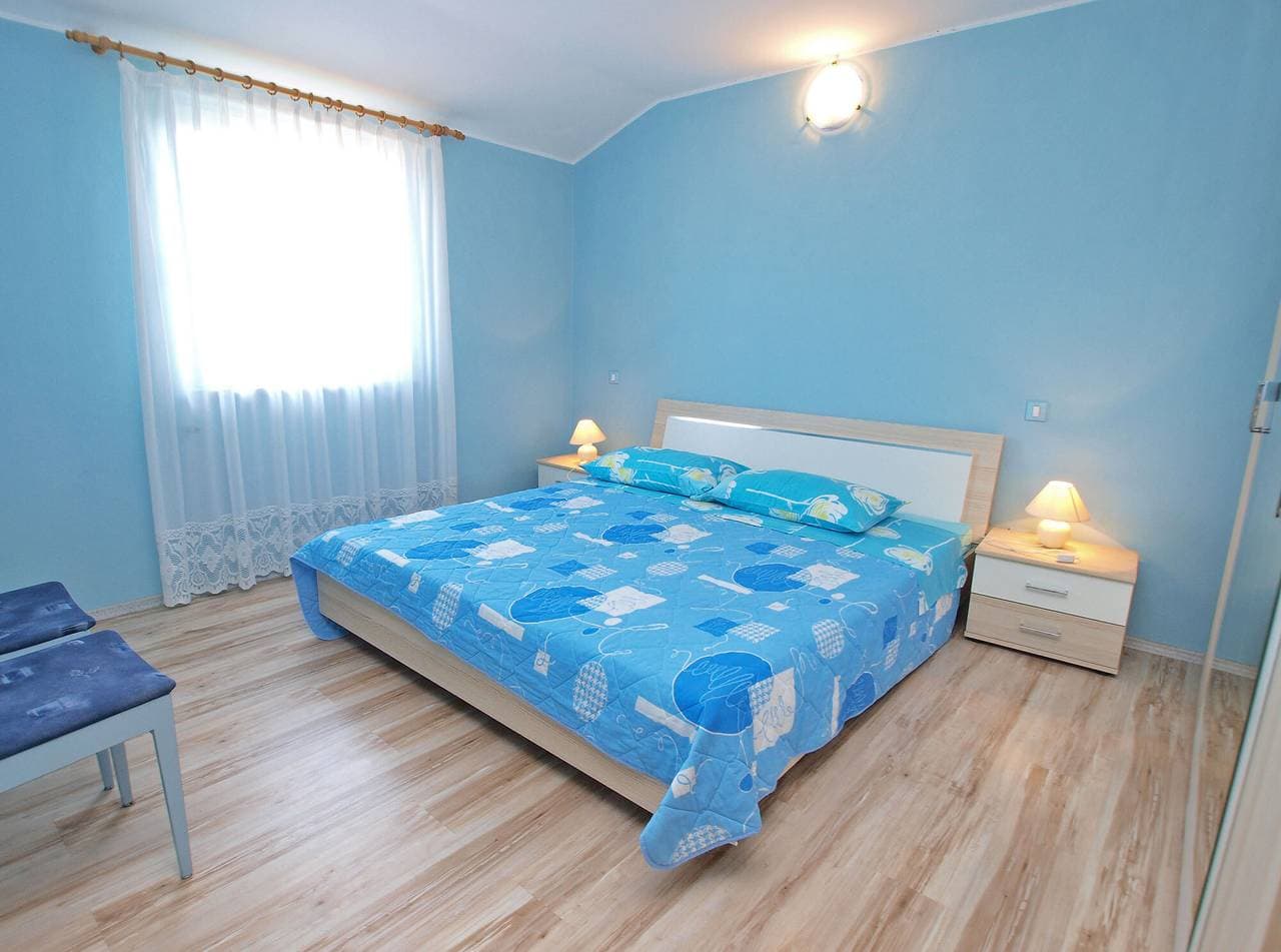 Foto 7 von 24: Ferienwohnung für 4 Personen mit Terrasse