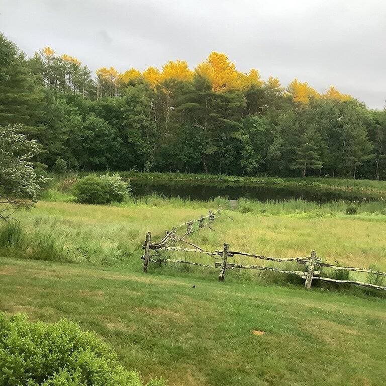Foto 7 von 17: Enjoy Twin Ponds While Exploring Midcoast Maine