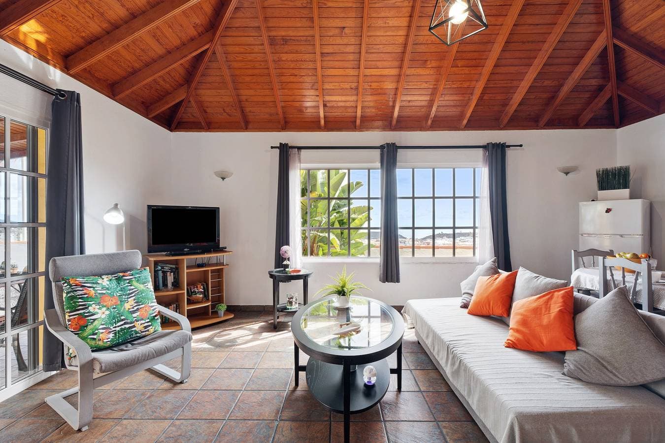 Foto 4 von 31: Ferienhaus 'Casa Óscar' mit Bergblick, privatem Pool und WLAN