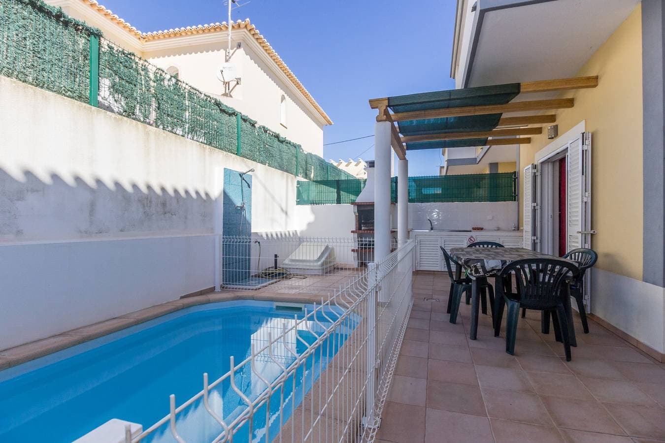 Foto 7 von 22: 3 Schlafzimmer Villa mit privatem Pool by AlgarveManta (25V3)