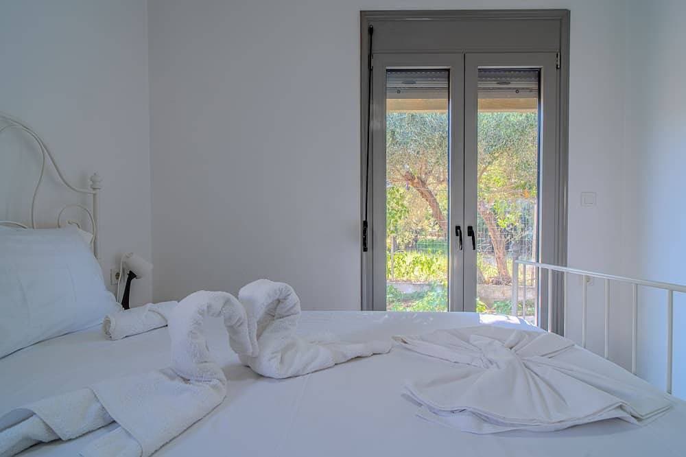 Foto 4 von 19: Cretan Blue Bungalow Chania Crete