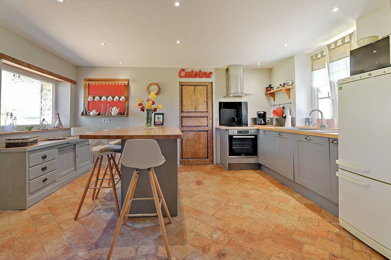 Foto 3 von 14: Ferienhaus für 4 Personen mit Terrasse