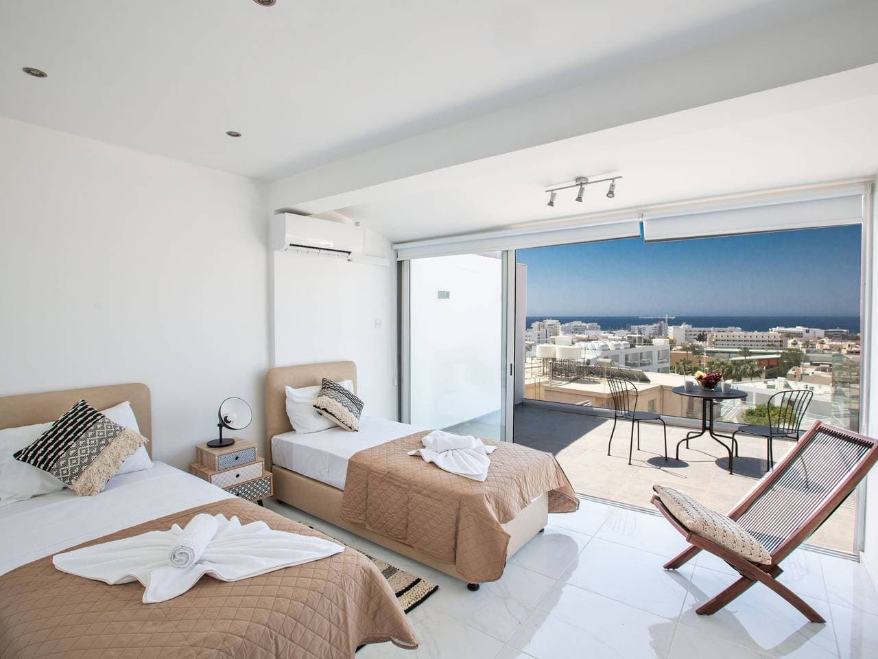 Schöne Wohnung in Ayia Napa mit Garten 1