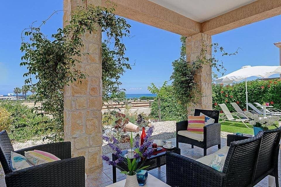 Foto 3 von 19: Villa für 5 Personen mit Terrasse