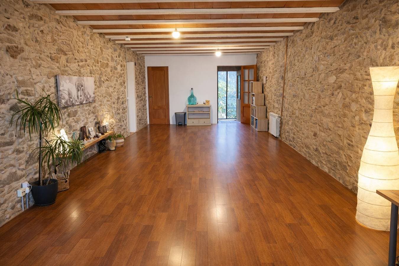 Foto 3 von 31: Casa Rural 'Masia Sa Calma - La Tribu' mit Bergblick, Gemeinschaftsterrasse und WLAN