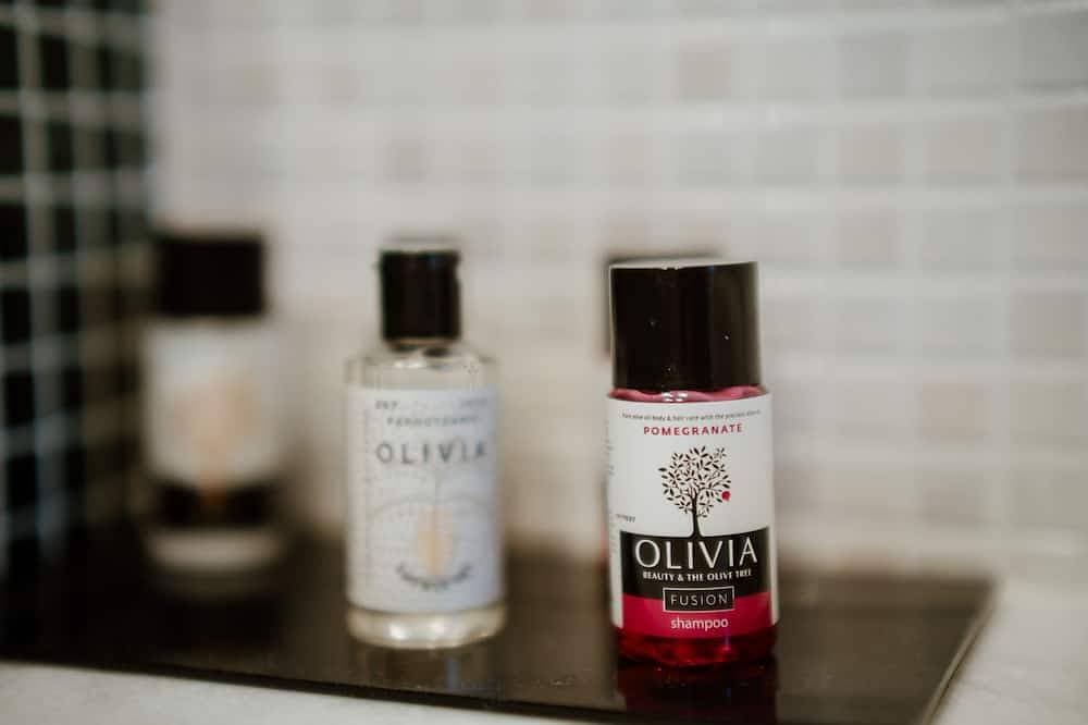 Foto 9 von 30: Luxuriöse Steinvilla in Olive Groove, direkt am Wasser