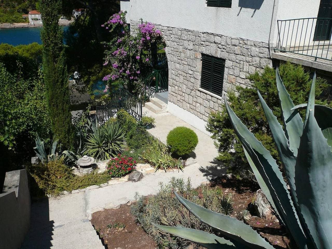 Foto 7 von 38: Studio Appartement mit Terrasse und Meerblick Jelsa, Hvar As-25835-a