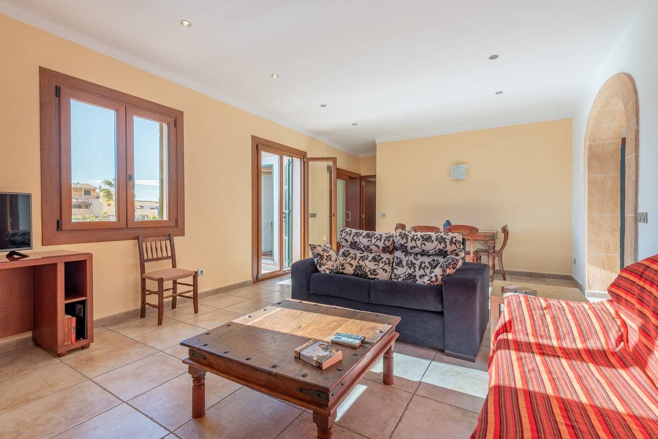 Foto 4 von 25: Gemütliche Ferienwohnung mit WLAN, Klimaanlage und Terrasse