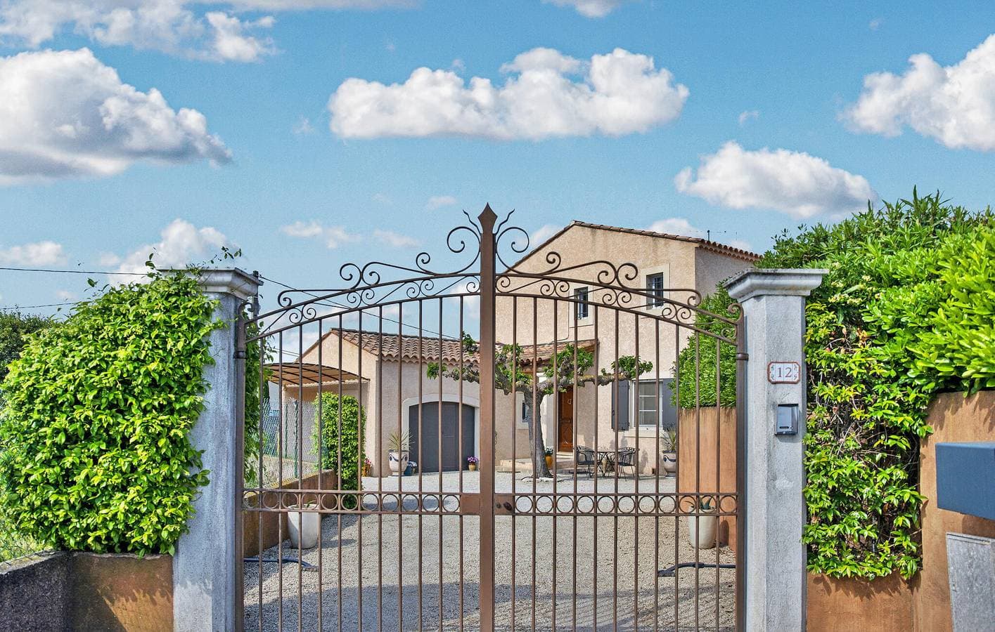 Foto 4 von 27: Moderne 110m² Wohnung: AC, Parkplatz, Pool, WiFi - Graveson