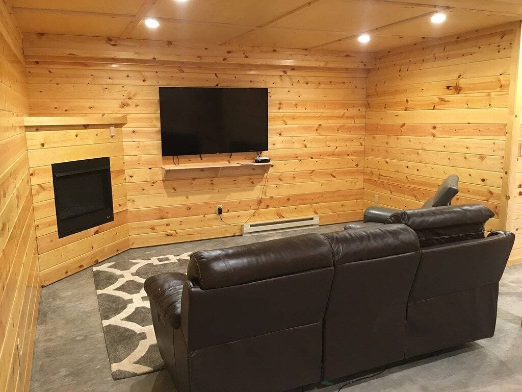 Foto 8 von 27: Lake Superior Log Home Retreat