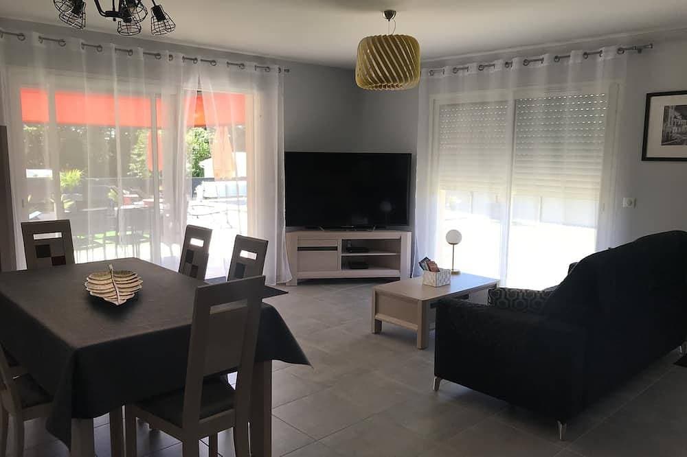 Foto 8 von 22: Neues Haus jeden Komfort mit beheiztem Pool