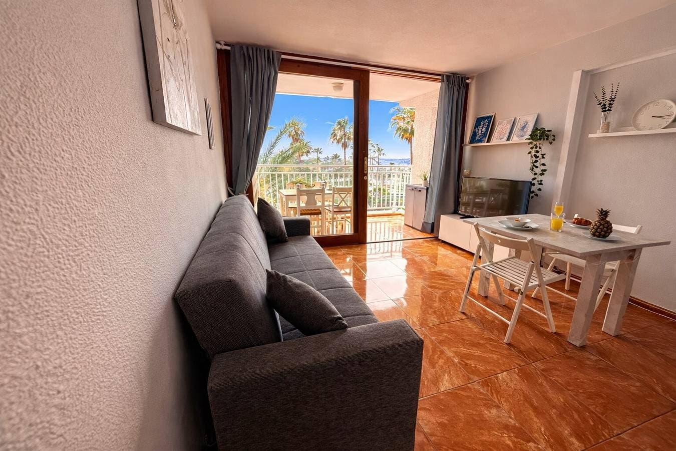 Foto 9 von 25: Ferienwohnung 'Yaiza’s' mit Meerblick, Gemeinschaftspool und WLAN