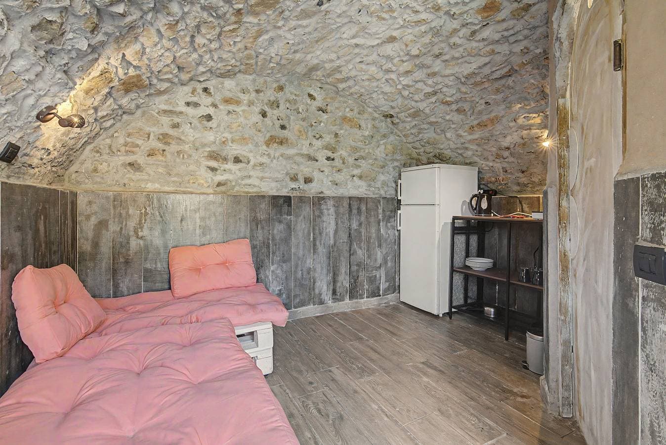 Foto 12 von 25: „Glamping C Selva Tenda Ciliegio“ mit BBQ und Gemeinschaftspool